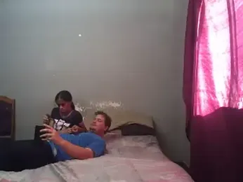 hothouse18xxx — Stripchat stream photo (May 2025)