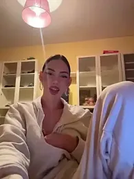 Carlita_cute — stripchatでウェブカムモデルオンライン