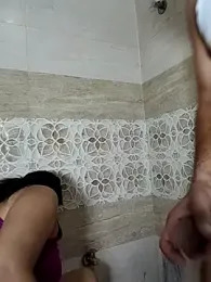 Heena-143 — stripchatでウェブカムモデルオンライン