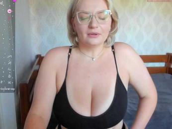 GreenEyesss — bongacams