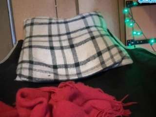 thatishuge — Camsoda stream photo (Mar 2026)