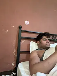 Vihaaanfucks — stripchatでウェブカムモデルオンライン