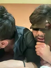 Vihaaanfucks — stripchatでウェブカムモデルオンライン