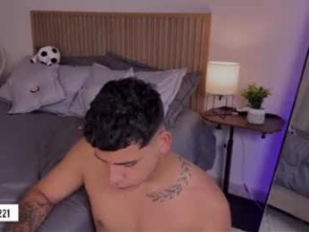 _e_m_m_a_1 — chaturbateでウェブカムモデルオンライン