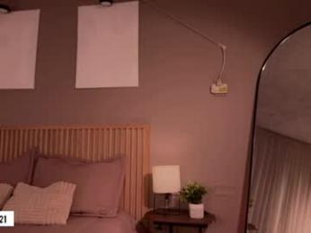 _e_m_m_a_1 — Chaturbate stream photo (Sep 2026)
