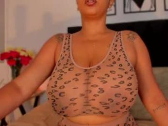 anahi_ryan — Chaturbate stream photo (Apr 2026)