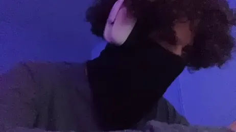 b1nnxxxx — Stripchat stream photo (May 2026)