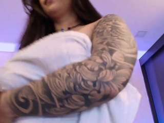 alinna-1 — Camsoda stream photo (Apr 2026)