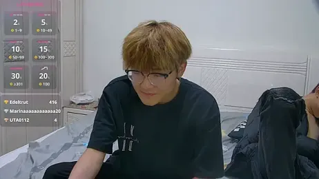 paofu-001 — stripchatでウェブカムモデルオンライン