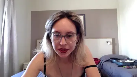 L_Sofia — stripchatでウェブカムモデルオンライン