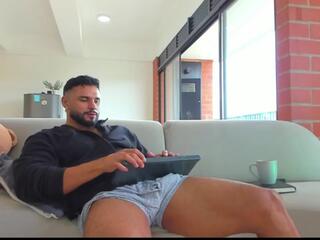 Jackson Wayne — flirt4freeでウェブカムモデルオンライン