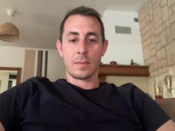 bigonehott — chaturbateでウェブカムモデルオンライン