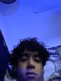 boy_max_latin — Stripchat stream photo (Jun 2026)