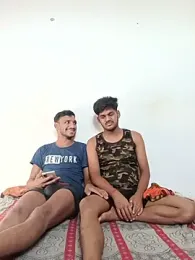 BiggerDickGuy — stripchatでウェブカムモデルオンライン