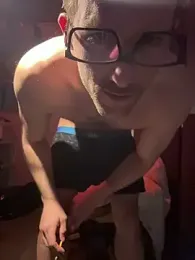 SillyDillyNewfie — Stripchat stream photo (Apr 2026)