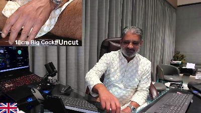 OnlineBossUK — Cam4 stream photo (Apr 2026)