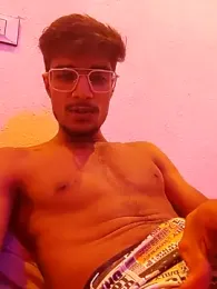 kaushikhotty — stripchatでウェブカムモデルオンライン