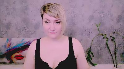 Djullia — Cam4 stream photo (Apr 2026)