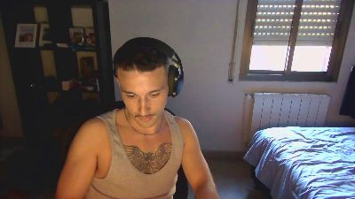dxnsimxnn — Cam4 stream photo (Apr 2026)