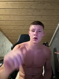BigDickPattt — stripchatでウェブカムモデルオンライン