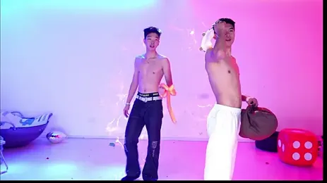 Heartbroken-boys-001 — stripchatでウェブカムモデルオンライン
