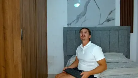 Siempre-locos69 — Stripchat stream photo (Apr 2026)