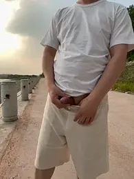 yichengm — Stripchat stream photo (Jul 2026)