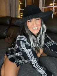 LittleMissEeve — Stripchat stream photo (Mar 2026)