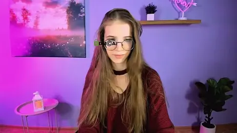 lulu_fly_ — Stripchat stream photo (Nov 2025)