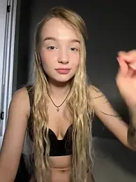 Baby_Tiny — Stripchat stream photo (Sep 2025)