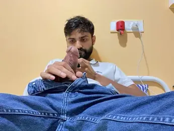 BBC_HORNY_GUJJU — Stripchat stream photo (Sep 2026)