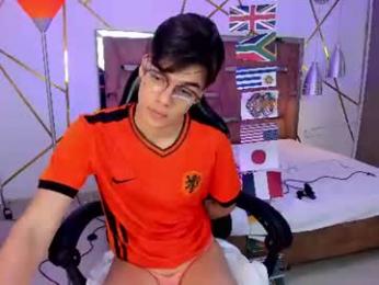 gerony_ — chaturbateでウェブカムモデルオンライン