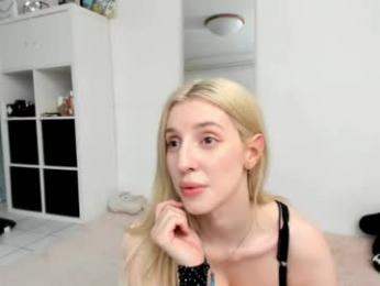kenziedawton — Chaturbate stream photo (May 2026)
