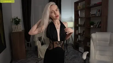 KristalCrowner — stripchatでウェブカムモデルオンライン