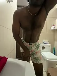 malluhariybi — Stripchat stream photo (Jun 2026)