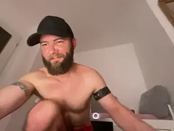 StillNiceUserName — Stripchat stream photo (Jul 2026)