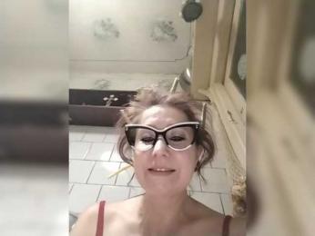 Chloe25 — Bongacams stream photo (Jun 2025)