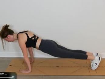 maevivant — Chaturbate stream photo (Apr 2026)