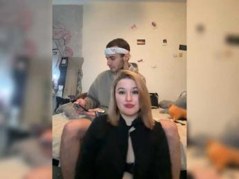 Foxirox — bongacamsでウェブカムモデルオンライン