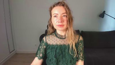 miax_desire — Cam4 stream photo (Mar 2026)