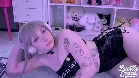 lucille_evans — Stripchat stream photo (May 2026)