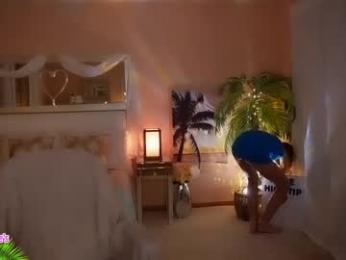 amyvalentine — Chaturbate stream photo (Jun 2026)