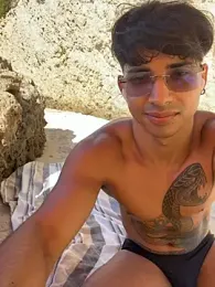 David_Tresh5 — stripchatでウェブカムモデルオンライン