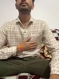 Cuteaadi — Stripchat stream photo (May 2026)