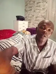 DigCrok — Stripchat stream photo (Apr 2026)