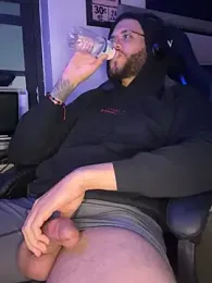 JJoker19 — stripchatでウェブカムモデルオンライン