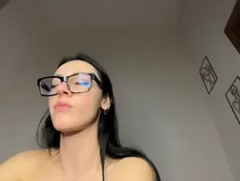 alibi_room — Stripchat stream photo (Mar 2026)