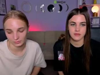 lina_fox12 — Chaturbate stream photo (Jun 2026)