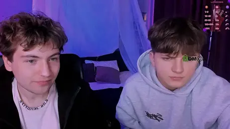 travis_wolf_ — Stripchat stream photo (Apr 2026)