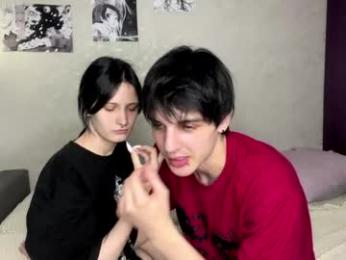 altycouple — chaturbateでウェブカムモデルオンライン